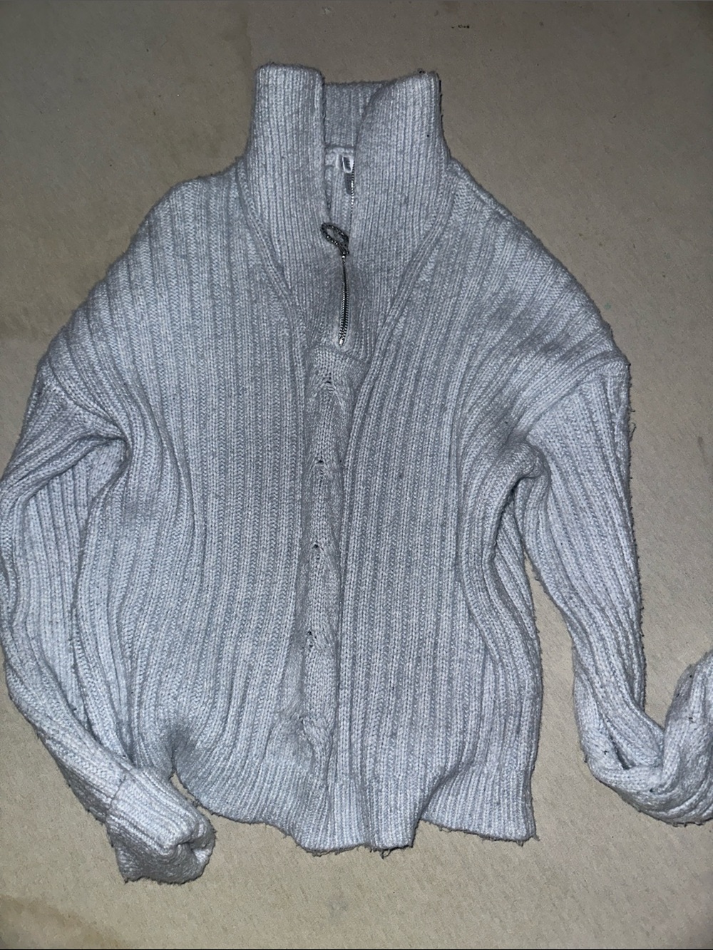 Womens Size L Venus Classic Ribbed Mock Neck Sweater - Light Gray